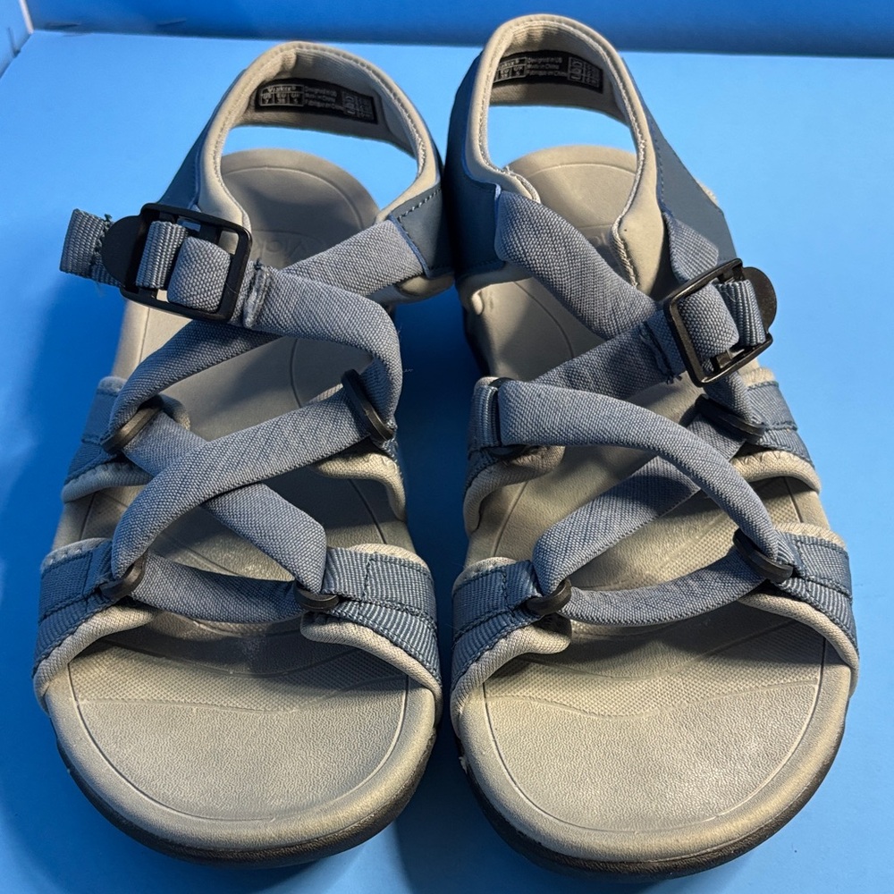 Viakix Sports Gray Walking Hiking Sandals Shoes Sz 7 Excellent Condition